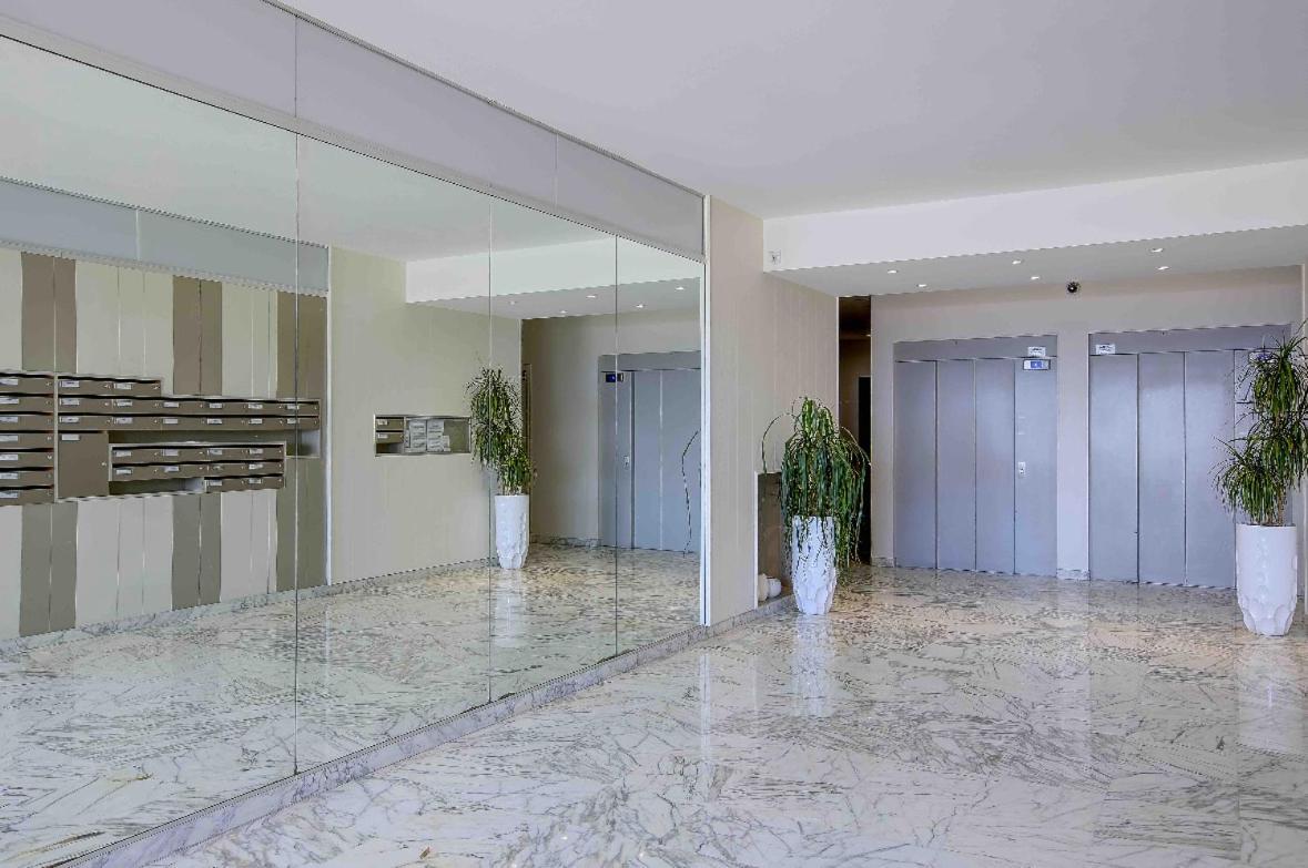 Flat Design With Sea View Promenade Des Appartement *